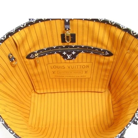 Louis Vuitton Jungle Collection Neverfull - Picture 6 of 10